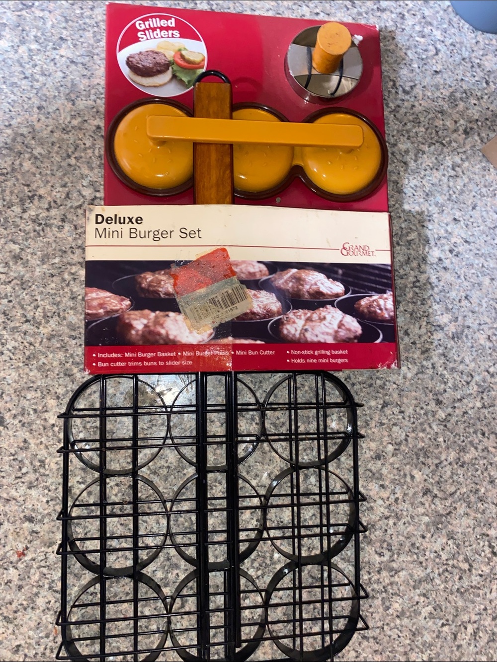Deluxe Mini Burger Set for grilling